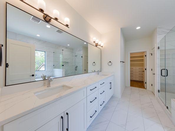 5709 Gano Street, Houston TX 77009