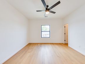 5709 Gano Street, Houston TX 77009