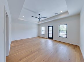 5709 Gano Street, Houston TX 77009