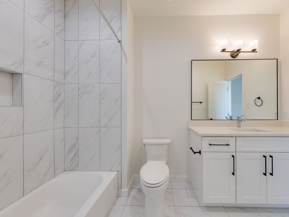 5709 Gano Street, Houston TX 77009