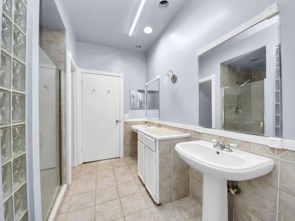 6000 Reims Road 3009, Houston TX 77036