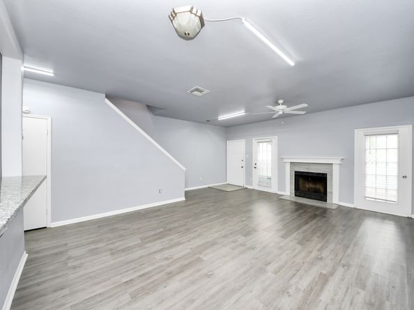 6000 Reims Road 3009, Houston TX 77036