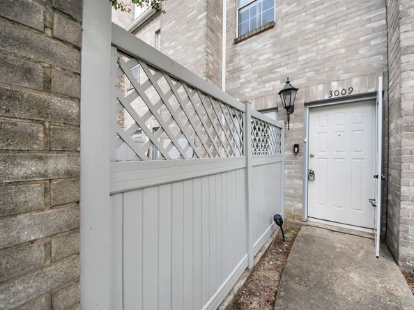 6000 Reims Road 3009, Houston TX 77036