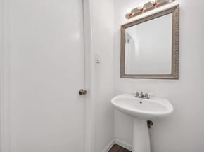 6000 Reims Road 3009, Houston TX 77036