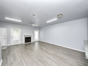 6000 Reims Road 3009, Houston TX 77036