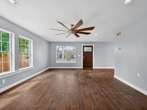 1933 Santa Rosa Street, Houston TX 77023