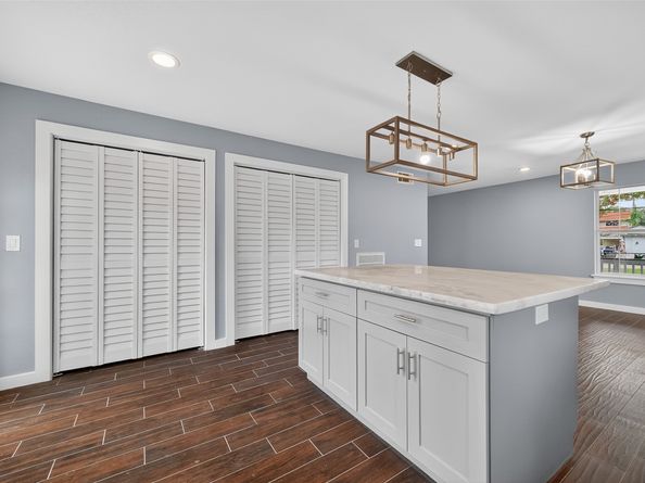 1933 Santa Rosa Street, Houston TX 77023