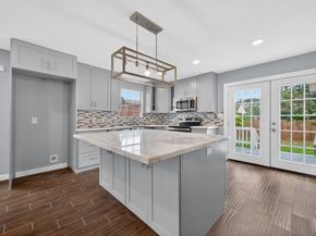 1933 Santa Rosa Street, Houston TX 77023