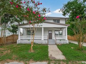 1933 Santa Rosa Street, Houston TX 77023