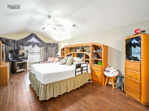 17018 Arrows Peak Lane, Houston TX 77095