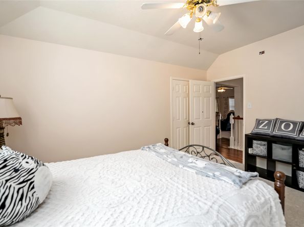 17018 Arrows Peak Lane, Houston TX 77095
