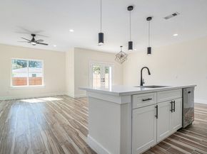 9807 Bamboo A, Houston TX 77041