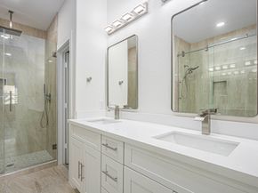 9807 Bamboo A, Houston TX 77041