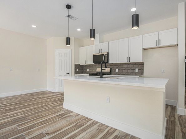 9807 Bamboo A, Houston TX 77041