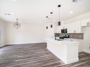 9807 Bamboo A, Houston TX 77041