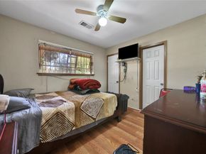 118 W Doverfield Drive, Houston TX 77037