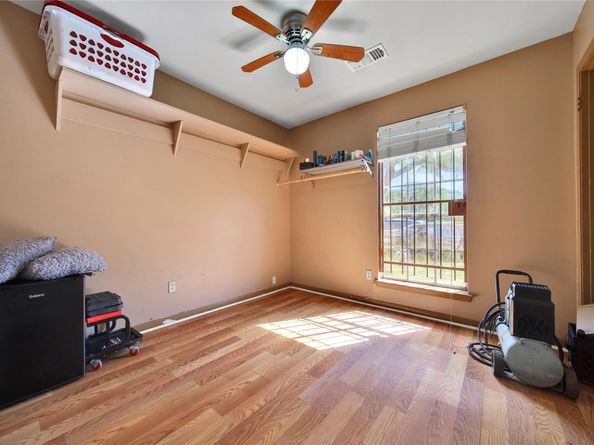 118 W Doverfield Drive, Houston TX 77037
