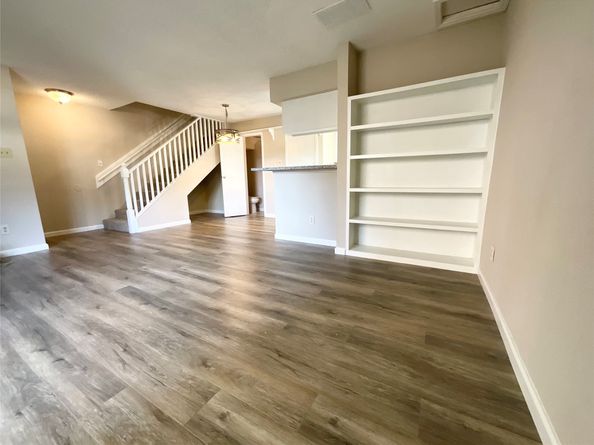 1515 Sandy Springs Road 1808, Houston TX 77042