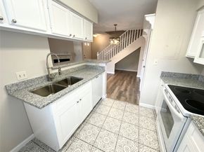 1515 Sandy Springs Road 1808, Houston TX 77042