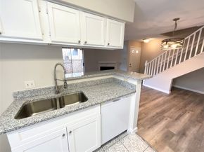 1515 Sandy Springs Road 1808, Houston TX 77042