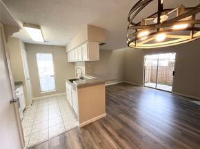 1515 Sandy Springs Road 1808, Houston TX 77042