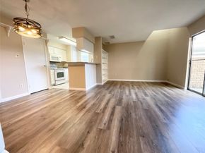 1515 Sandy Springs Road 1808, Houston TX 77042
