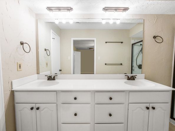 7202 Benwich Circle, Houston TX 77095