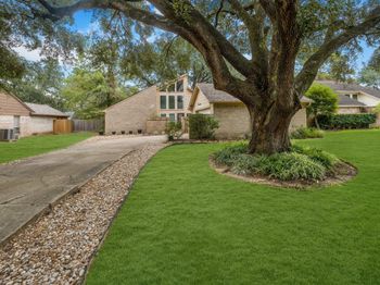 7202 Benwich Circle