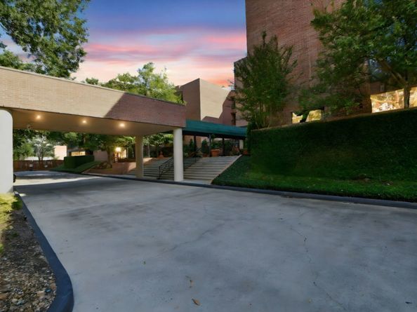 9333 Memorial Drive 306, Houston TX 77024