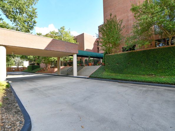 9333 Memorial Drive 306, Houston TX 77024
