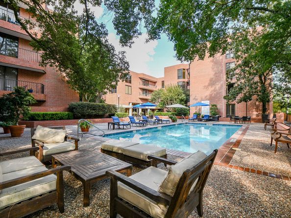 9333 Memorial Drive 306, Houston TX 77024