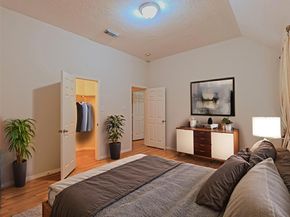 15811 Sandisfield Lane, Houston TX 77084