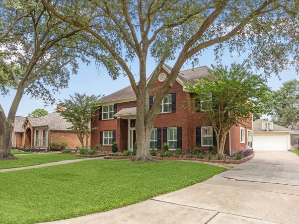 15726 Echo Lodge Drive, Houston TX 77095