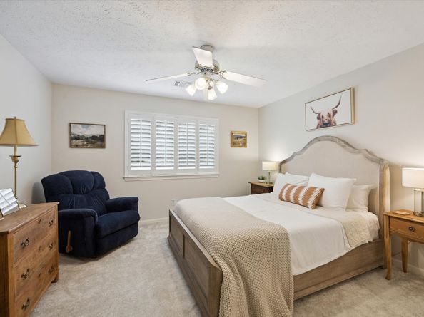 15726 Echo Lodge Drive, Houston TX 77095