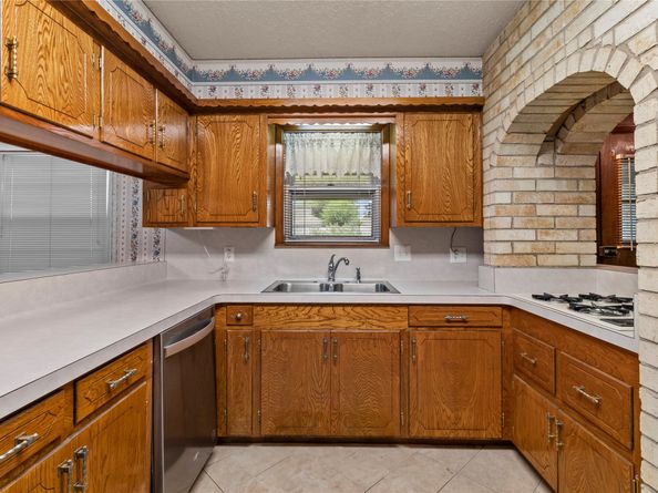14115 Lantern Lane, Houston TX 77015