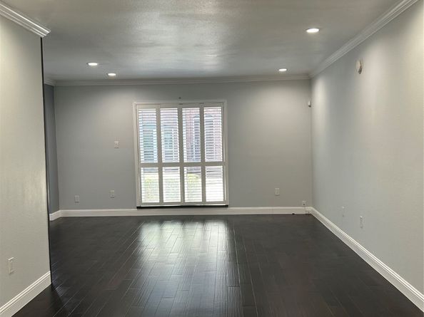 840 Threadneedle Street 220, Houston TX 77079