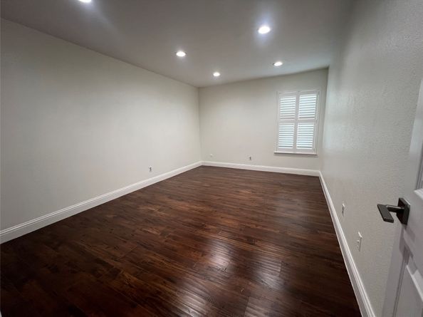 840 Threadneedle Street 220, Houston TX 77079