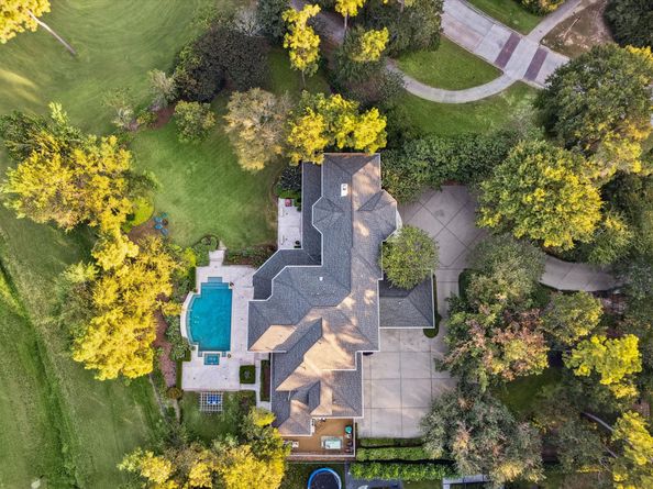 47 N Regent Oak, The Woodlands TX 77381