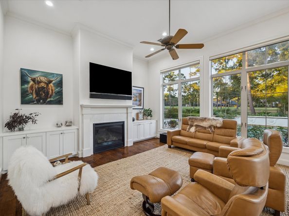 47 N Regent Oak, The Woodlands TX 77381