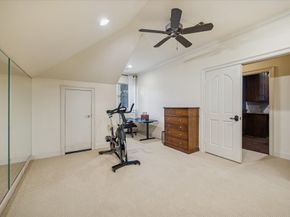 47 N Regent Oak, The Woodlands TX 77381