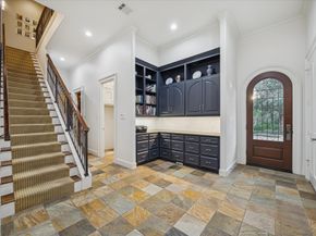 47 N Regent Oak, The Woodlands TX 77381