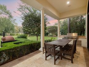 47 N Regent Oak, The Woodlands TX 77381