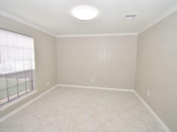 9007 Woodleigh Drive, Houston TX 77083