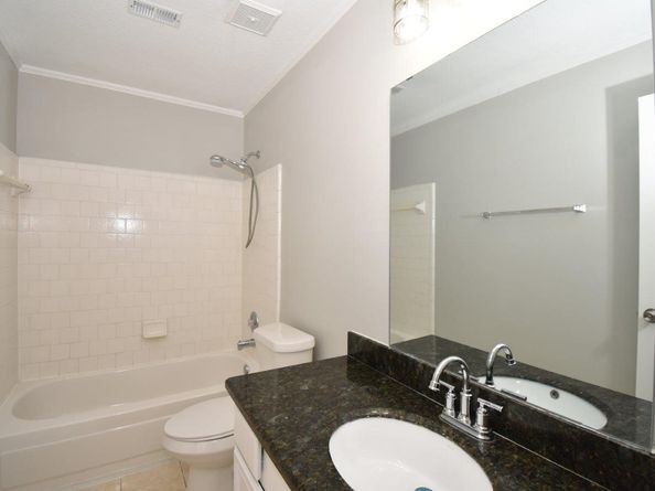 9007 Woodleigh Drive, Houston TX 77083