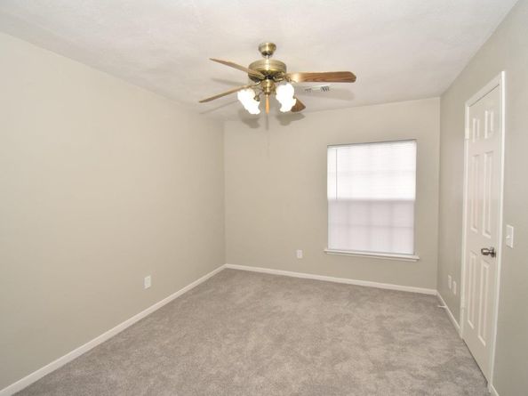 9007 Woodleigh Drive, Houston TX 77083