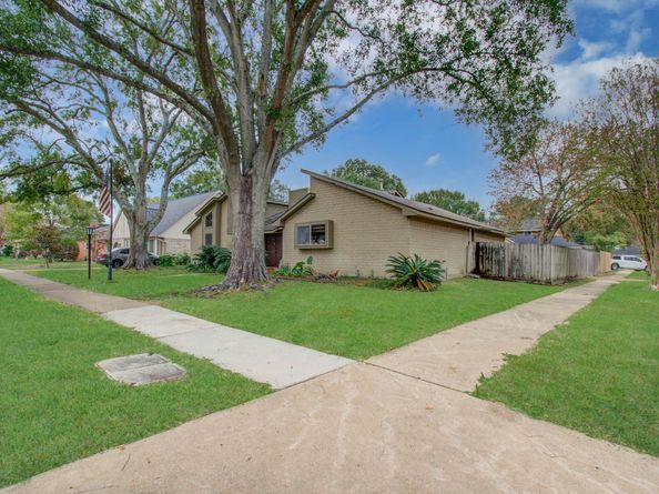 21231 Park Tree Lane, Katy TX 77450