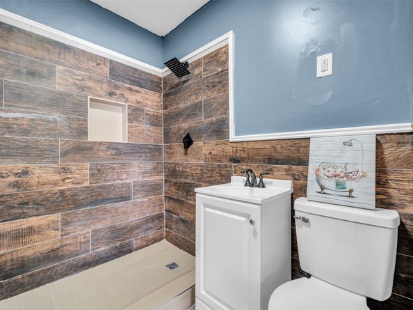 4011 Markley Street, Houston TX 77087