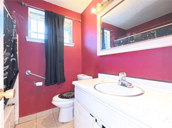 14531 Essendine Lane, Houston TX 77045