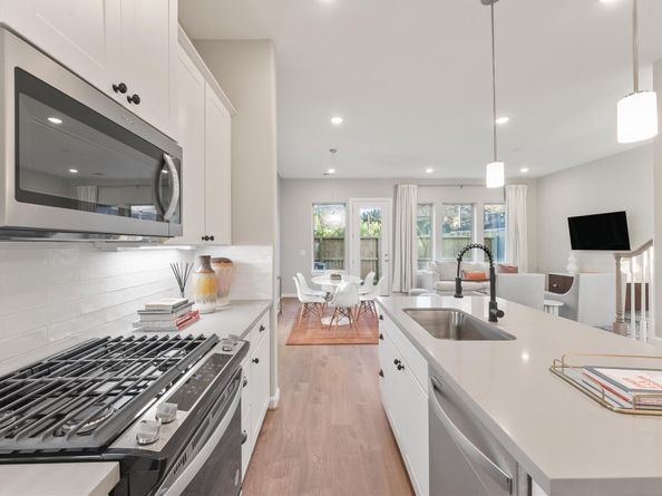 3422 Mansfield Street, Houston TX 77091