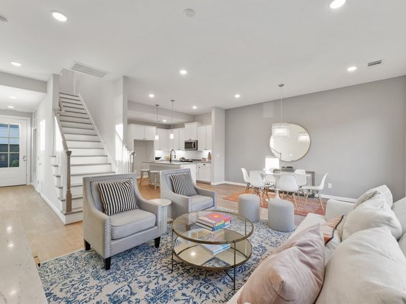 3422 Mansfield Street, Houston TX 77091